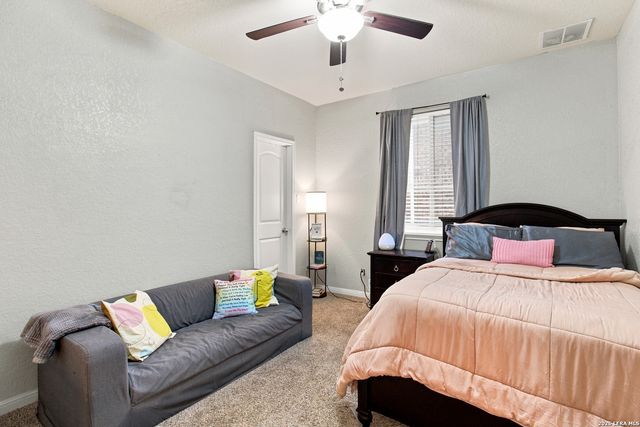 9646 Calmont Way, San Antonio, TX 78251