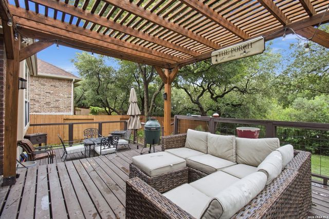 9646 Calmont Way, San Antonio, TX 78251