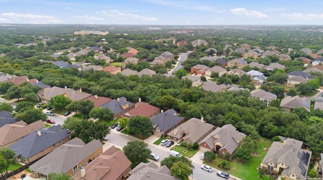 9646 Calmont Way, San Antonio, TX 78251