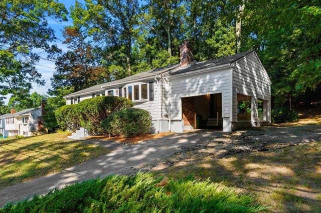 56 Skilton Ln, Burlington, MA 01803