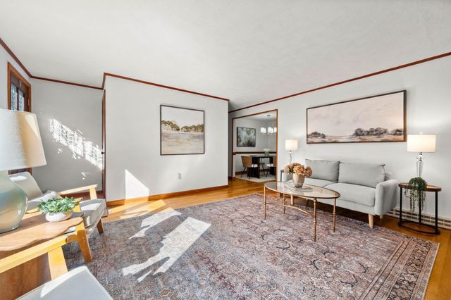 56 Skilton Ln, Burlington, MA 01803