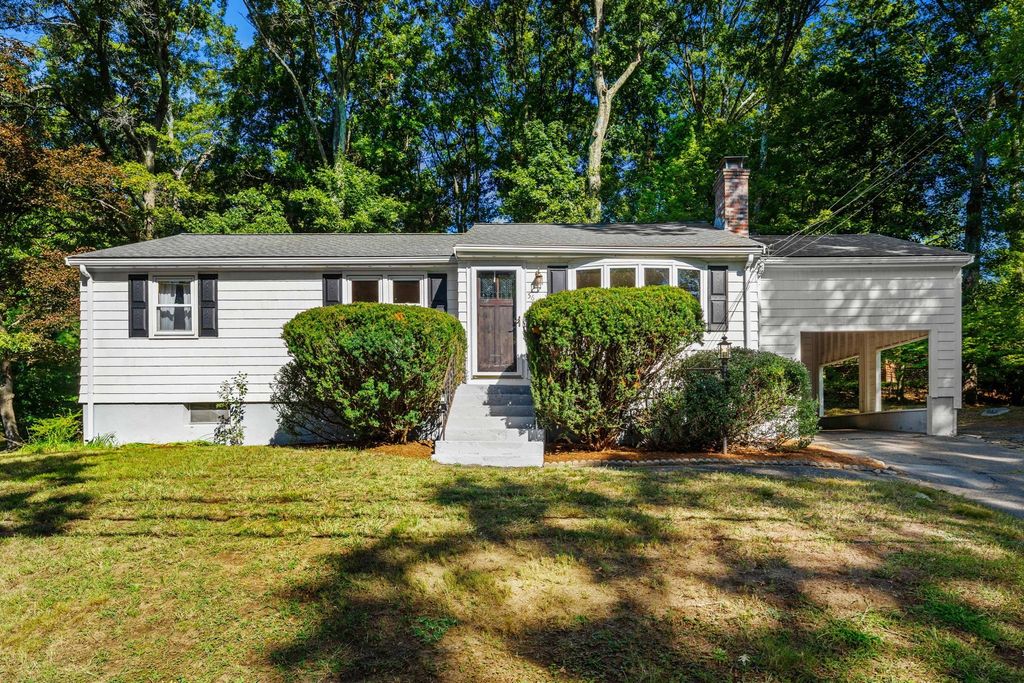 56 Skilton Ln, Burlington, MA 01803