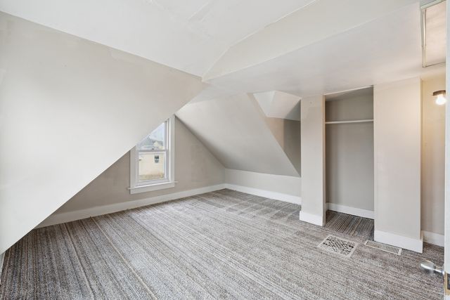 3715 PEARL Avenue, Davenport, IA 52802