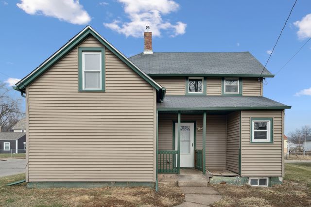 3715 PEARL Avenue, Davenport, IA 52802