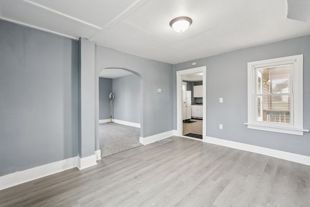 3715 PEARL Avenue, Davenport, IA 52802