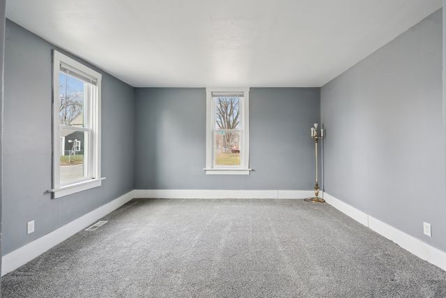 3715 PEARL Avenue, Davenport, IA 52802