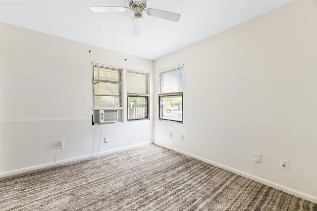 617 S Richmond Ave, Wichita, KS 67213