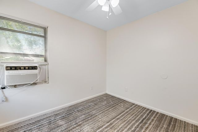 617 S Richmond Ave, Wichita, KS 67213