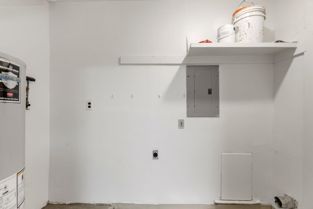 617 S Richmond Ave, Wichita, KS 67213