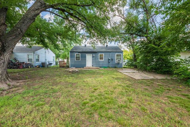 617 S Richmond Ave, Wichita, KS 67213