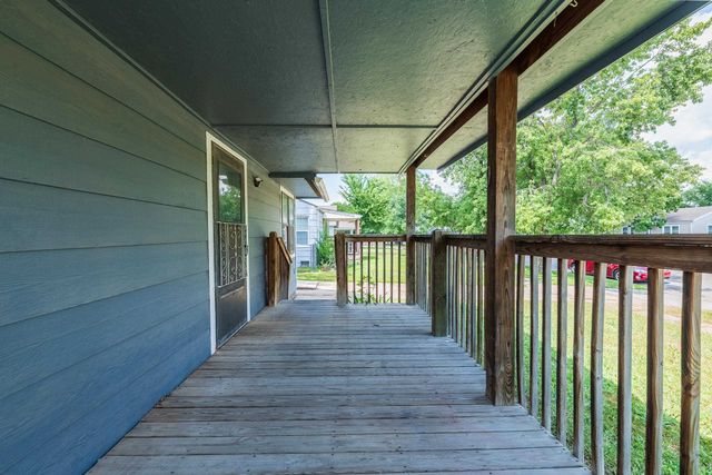 617 S Richmond Ave, Wichita, KS 67213