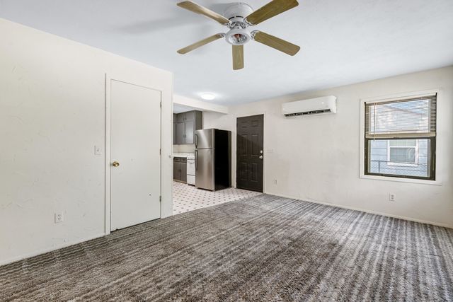 617 S Richmond Ave, Wichita, KS 67213