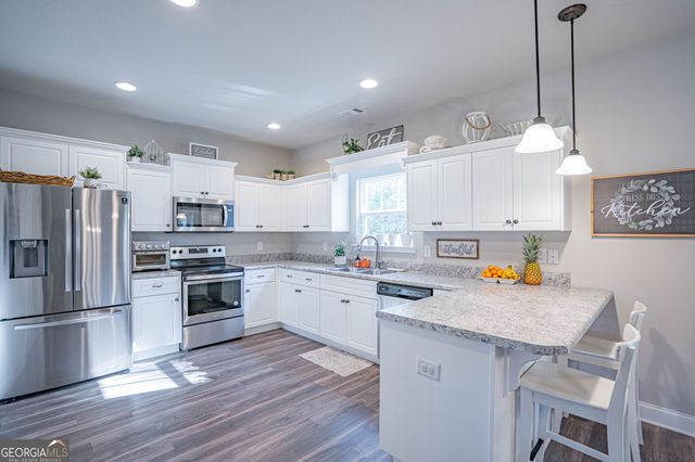 203 Timberlake Drive, Guyton, GA 31312