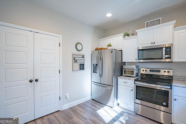 203 Timberlake Drive, Guyton, GA 31312