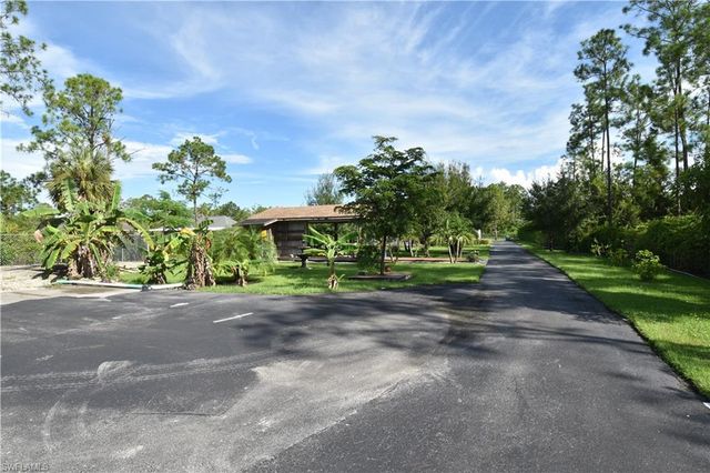 3390 27th AVE NE, Naples, FL 34120