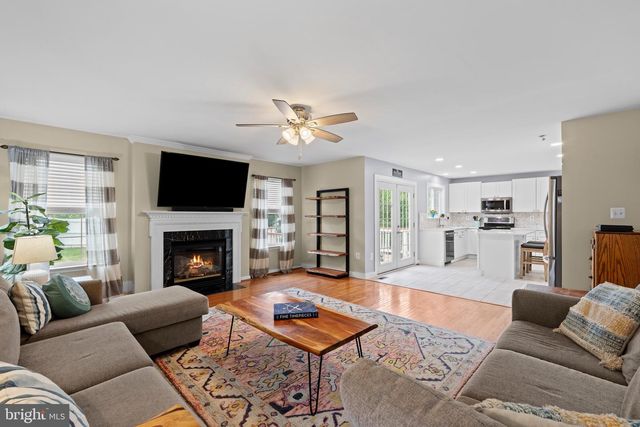 20518 MIDDLEBURY ST, Ashburn, VA 20147