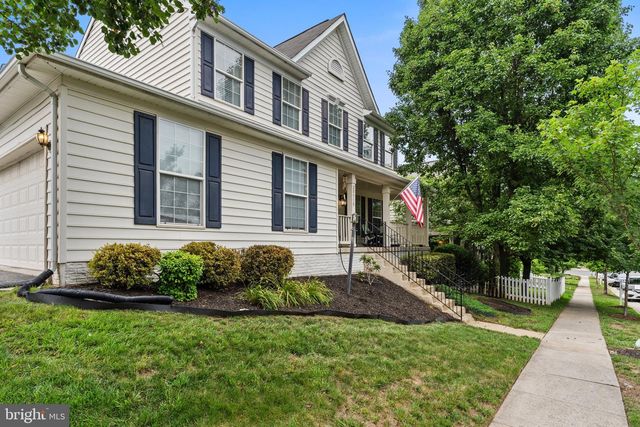 20518 MIDDLEBURY ST, Ashburn, VA 20147