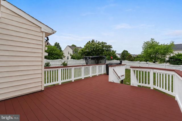20518 MIDDLEBURY ST, Ashburn, VA 20147