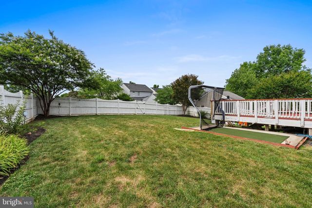 20518 MIDDLEBURY ST, Ashburn, VA 20147