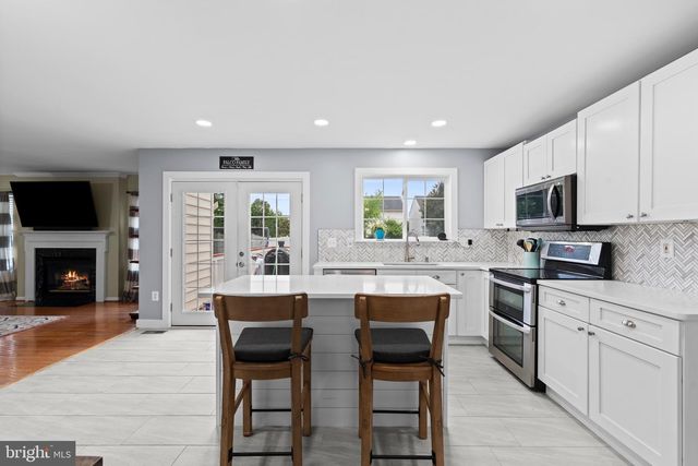 20518 MIDDLEBURY ST, Ashburn, VA 20147