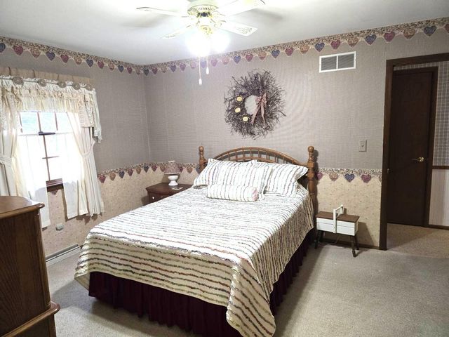 478 W 900 S, Hebron, IN 46341