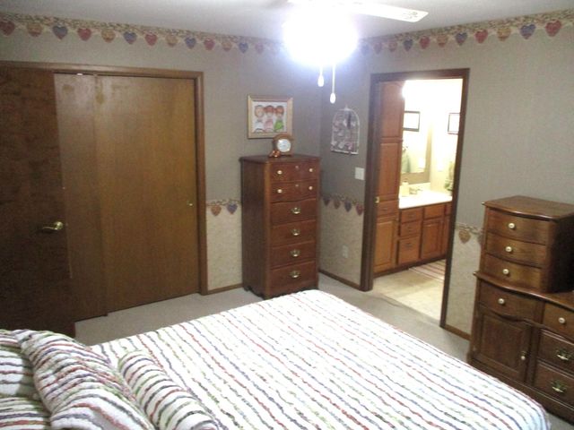 478 W 900 S, Hebron, IN 46341