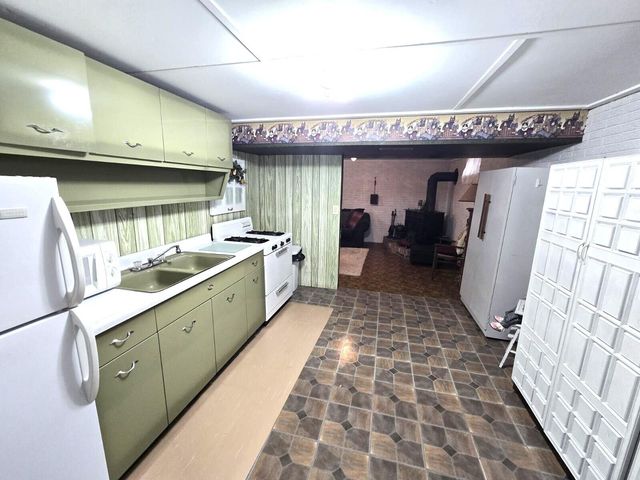 478 W 900 S, Hebron, IN 46341