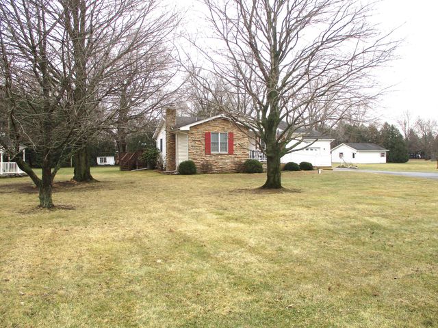 478 W 900 S, Hebron, IN 46341