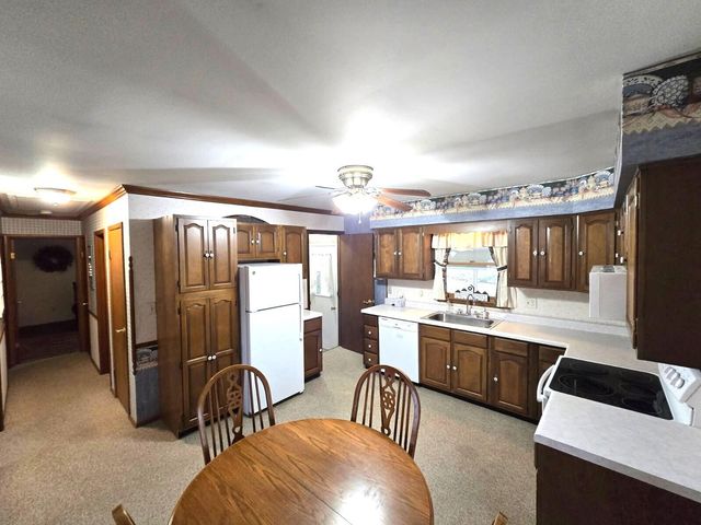 478 W 900 S, Hebron, IN 46341