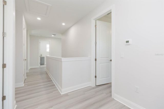 4718 W KNIGHTS AVENUE, Tampa, FL 33611