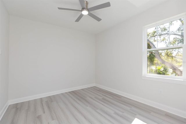 4718 W KNIGHTS AVENUE, Tampa, FL 33611