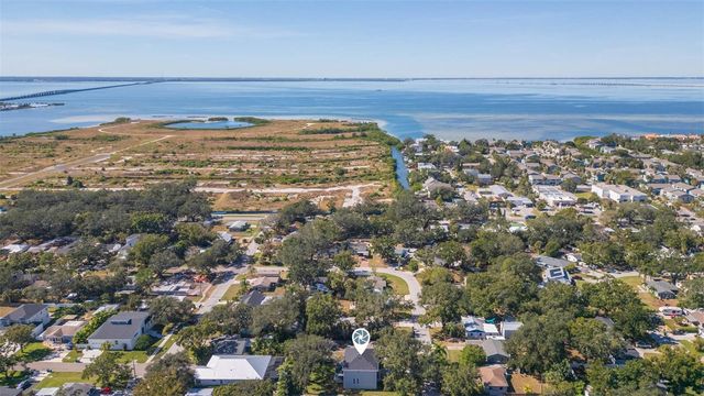 4718 W KNIGHTS AVENUE, Tampa, FL 33611