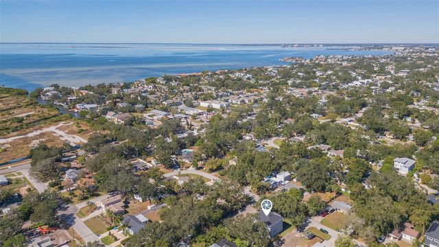 4718 W KNIGHTS AVENUE, Tampa, FL 33611