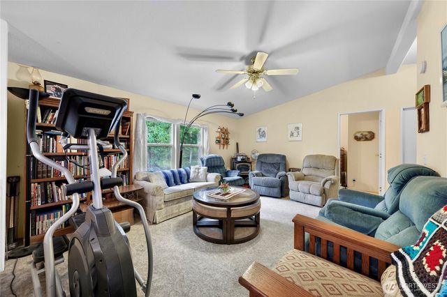 7928 Portal Way, Custer, WA 98240