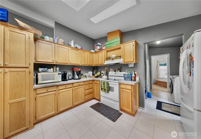 7928 Portal Way, Custer, WA 98240