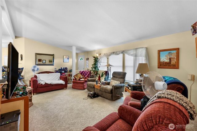 7928 Portal Way, Custer, WA 98240