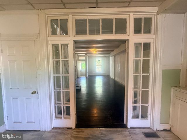 604 E 35TH ST E, Baltimore, MD 21218