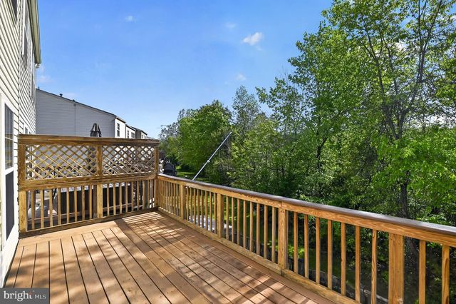 9053 FALCON GLEN CT, Bristow, VA 20136