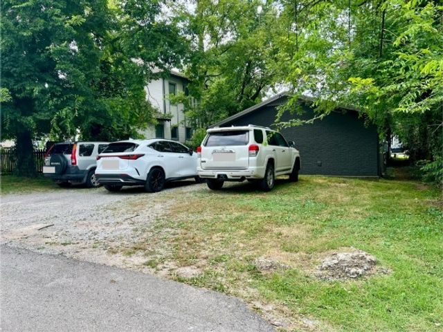 925 Boscobel St Apt 5, Nashville, TN 37206