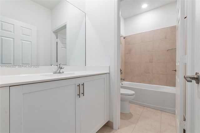 1541 SW 28th St 1541, Fort Lauderdale, FL 33315