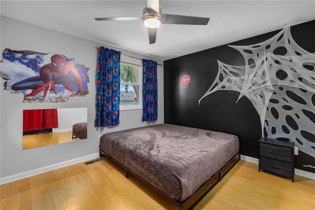 34 Queen Street, Cranston, RI 02920