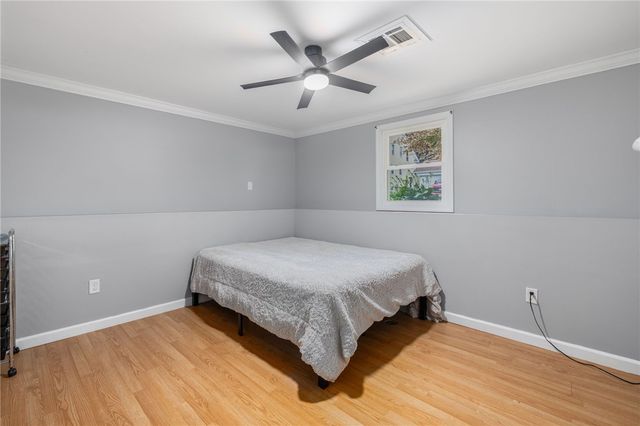 34 Queen Street, Cranston, RI 02920