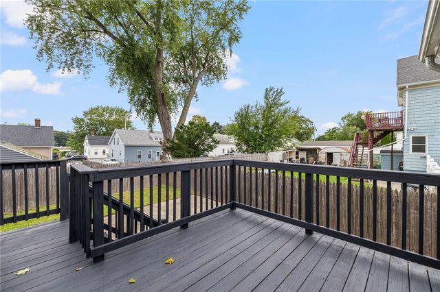 34 Queen Street, Cranston, RI 02920