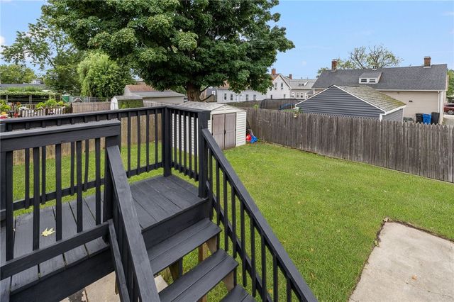 34 Queen Street, Cranston, RI 02920