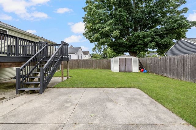 34 Queen Street, Cranston, RI 02920