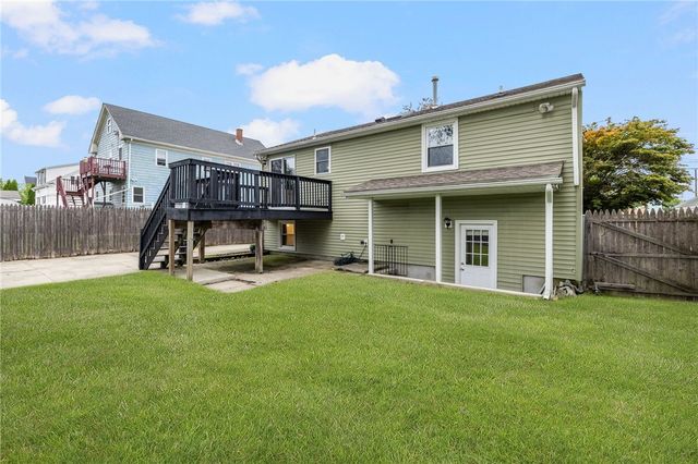 34 Queen Street, Cranston, RI 02920