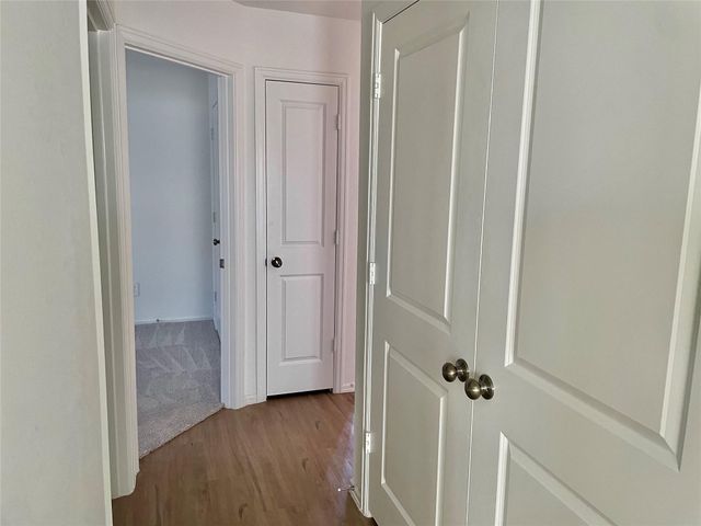 221 Crystal Bay Ln, Willis, TX 77378