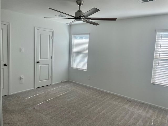 221 Crystal Bay Ln, Willis, TX 77378