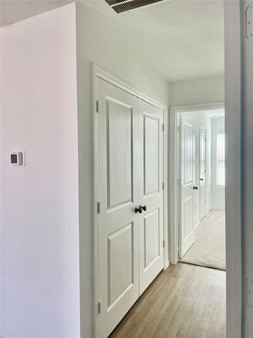 221 Crystal Bay Ln, Willis, TX 77378