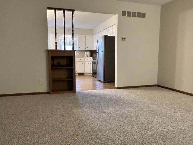 826 Se Andover Court Se 5, City Of Kentwood, MI 49508